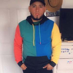 Meet your Posher, Luis deysi